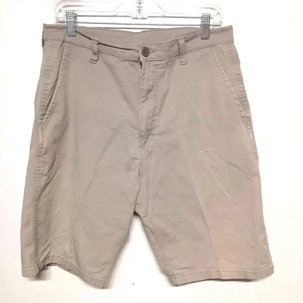 Wrangler Men’s Gray Chino Shorts Size 32 Flat Front Casual 10